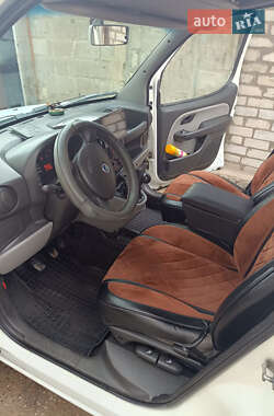 Мінівен Fiat Doblo 2006 в 