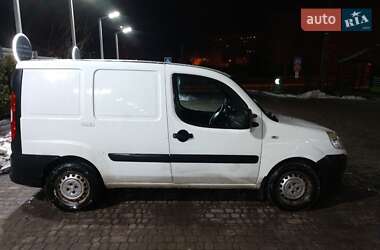 Грузовой фургон Fiat Doblo 2011 в 