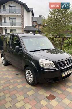 Минивэн Fiat Doblo 2008 в Луцке