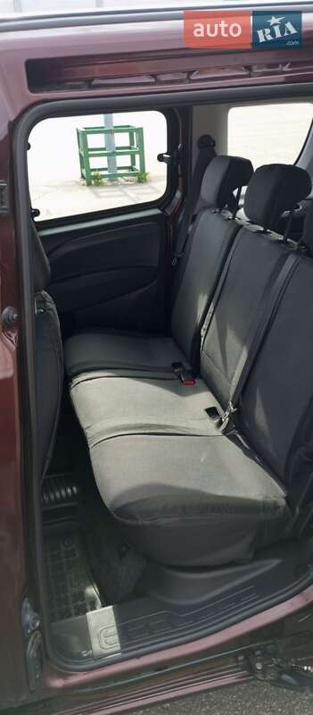 Минивэн Fiat Doblo 2013 в Киеве