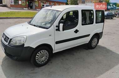 Минивэн Fiat Doblo 2008 в 