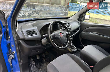 Вантажний фургон Fiat Doblo 2010 в 