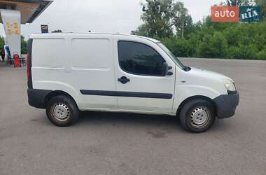 Грузопассажирский фургон Fiat Doblo 2012 в 
