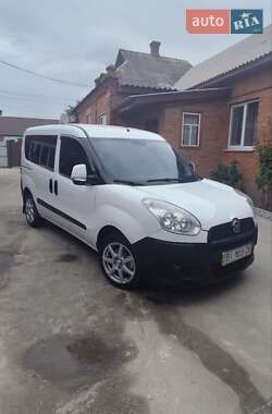 Мінівен Fiat Doblo 2010 в Охтирці
