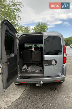 Минивэн Fiat Doblo 2010 в 
