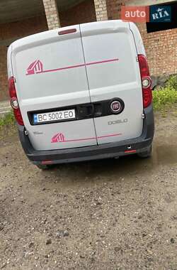 Вантажний фургон Fiat Doblo 2013 в Львові