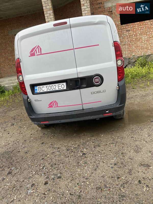 Грузовой фургон Fiat Doblo 2013 в 