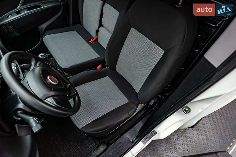 Грузовой фургон Fiat Doblo 2021 в Киеве