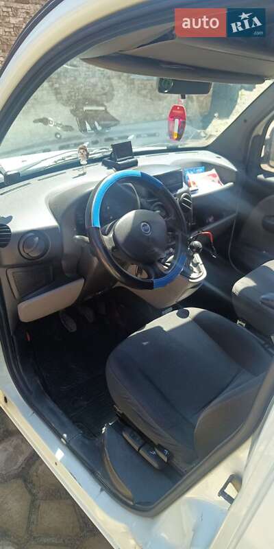 Минивэн Fiat Doblo 2006 в Тернополе