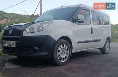 Минивэн Fiat Doblo 2010 в 