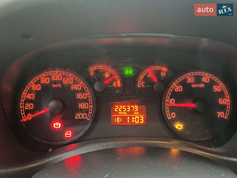 Минивэн Fiat Doblo 2006 в Ивано-Франковске фото 15 Минивэн Fiat Doblo 2006 в Ивано-Франковске