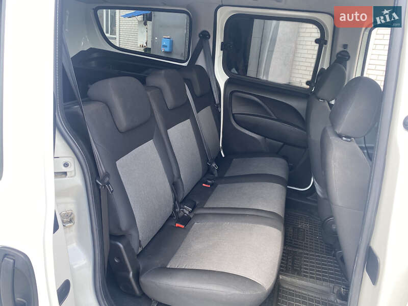 Мінівен Fiat Doblo 2020 в Святопетрівське