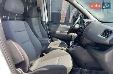 Грузовой фургон Fiat Doblo 2011 в 