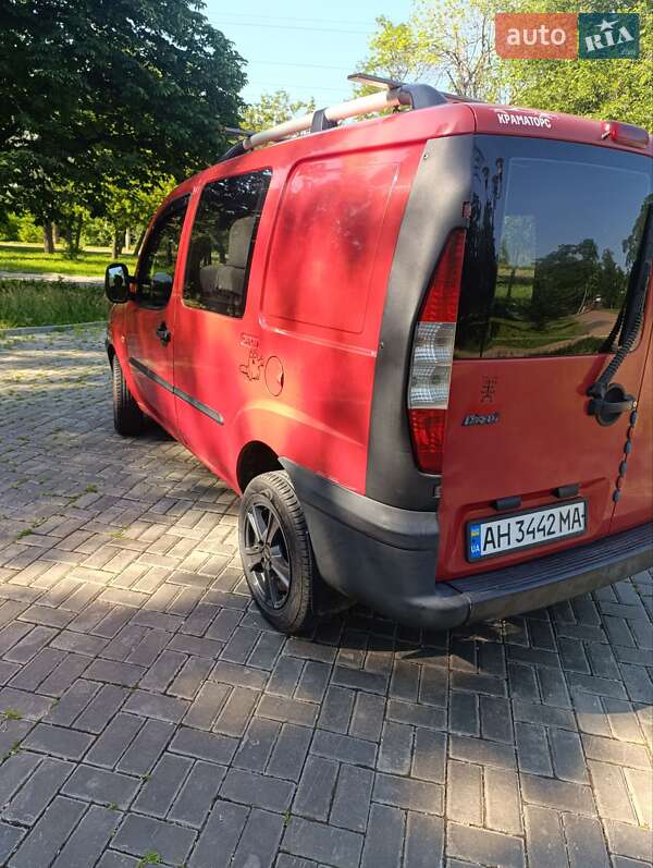 Минивэн Fiat Doblo 2003 в Краматорске