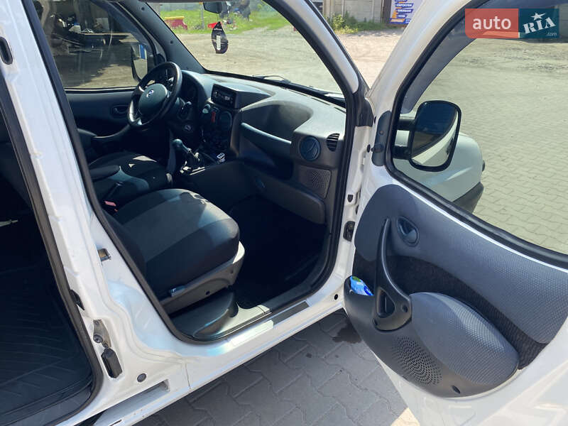 Минивэн Fiat Doblo 2003 в Виннице фото 14 Минивэн Fiat Doblo 2003 в Виннице