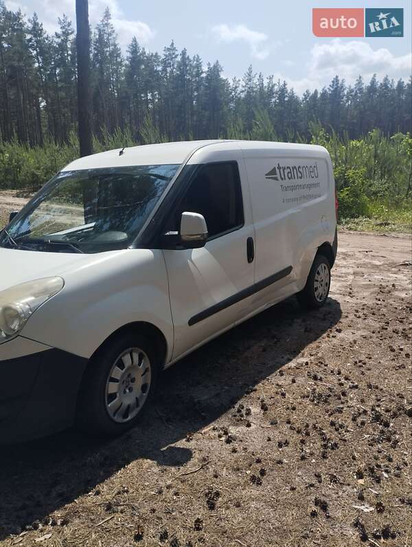 Грузовой фургон Fiat Doblo 2013 в Киеве