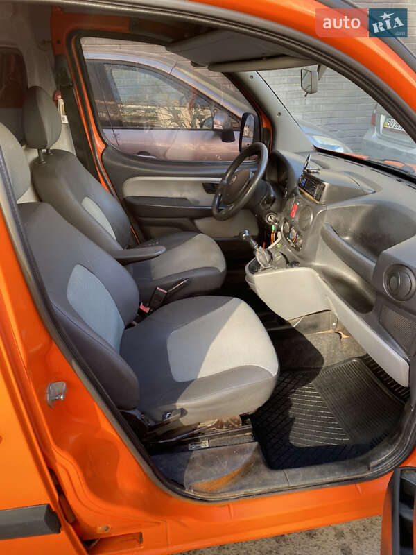 Минивэн Fiat Doblo 2008 в Тернополе