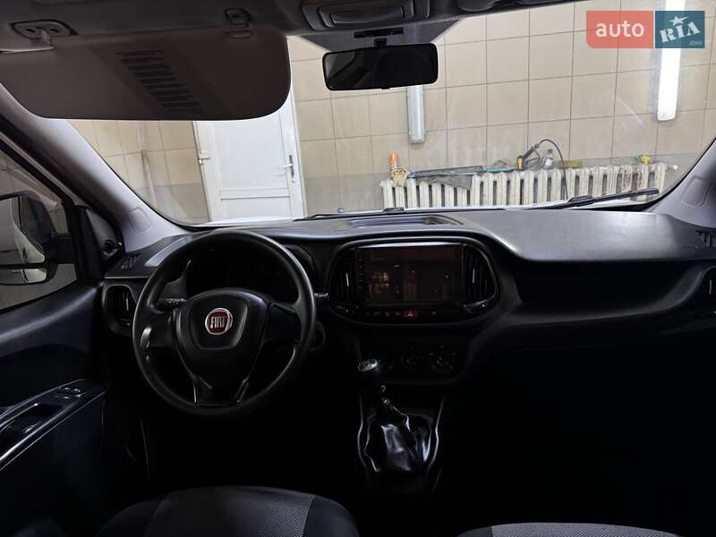 Мінівен Fiat Doblo 2016 в Умані