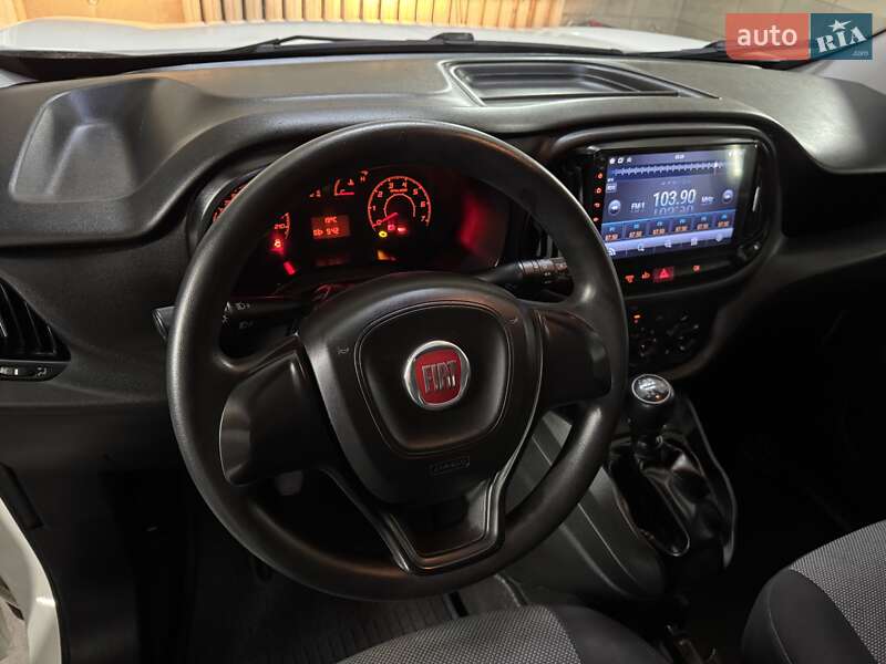 Мінівен Fiat Doblo 2016 в Умані