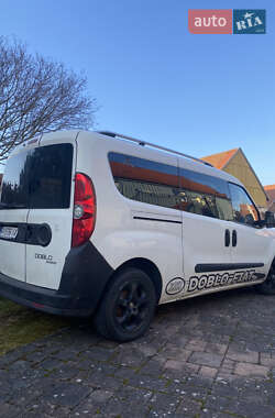Мінівен Fiat Doblo 2010 в Запоріжжі