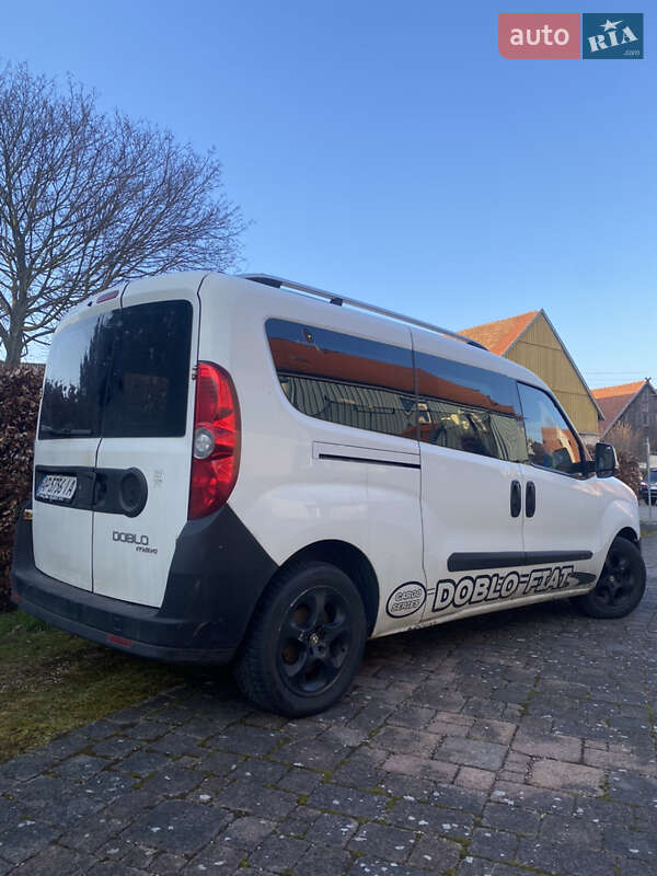 Fiat Doblo 2010