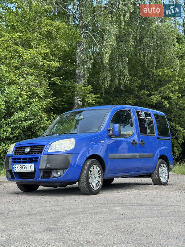 Минивэн Fiat Doblo 2006 в 