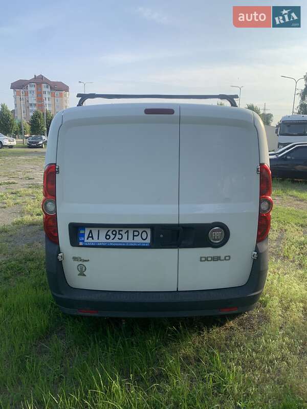 Грузовой фургон Fiat Doblo 2011 в Буче