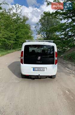 Минивэн Fiat Doblo 2010 в 