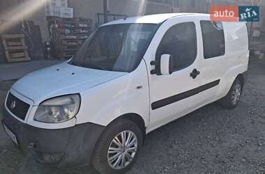 Минивэн Fiat Doblo 2009 в 