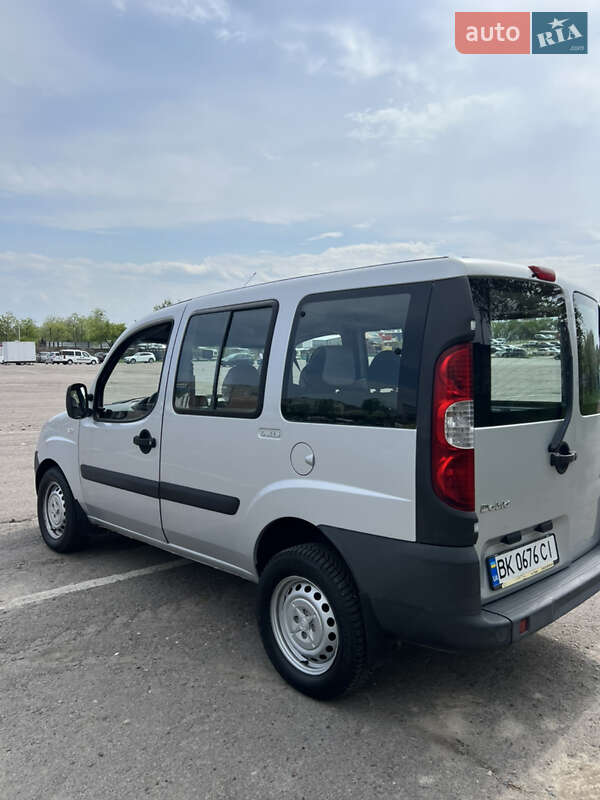 Минивэн Fiat Doblo 2013 в Ровно фото 7 Минивэн Fiat Doblo 2013 в Ровно