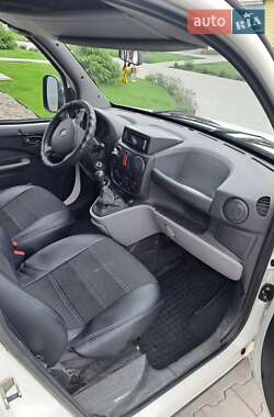 Мінівен Fiat Doblo 2008 в Києві