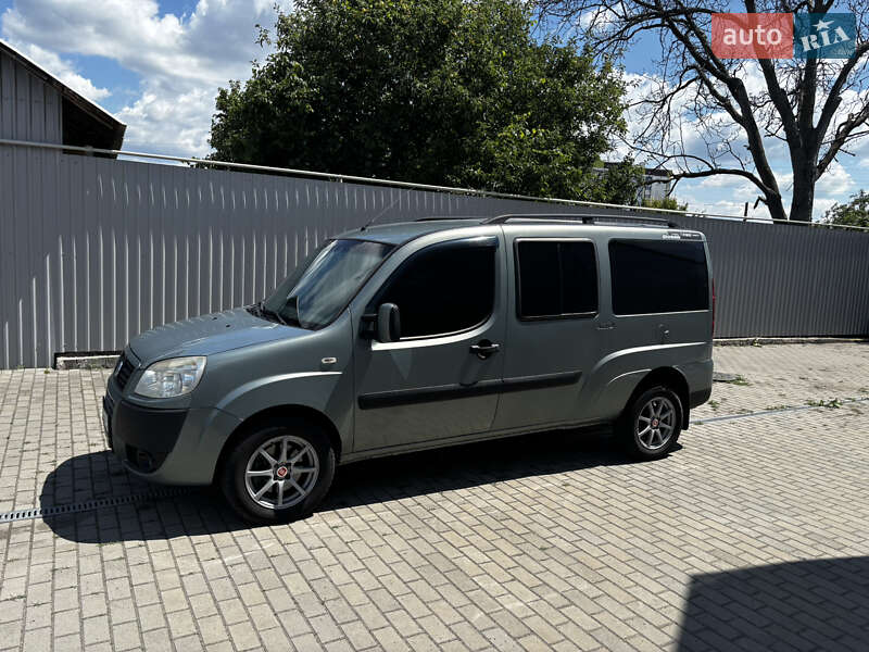 Минивэн Fiat Doblo 2008 в 