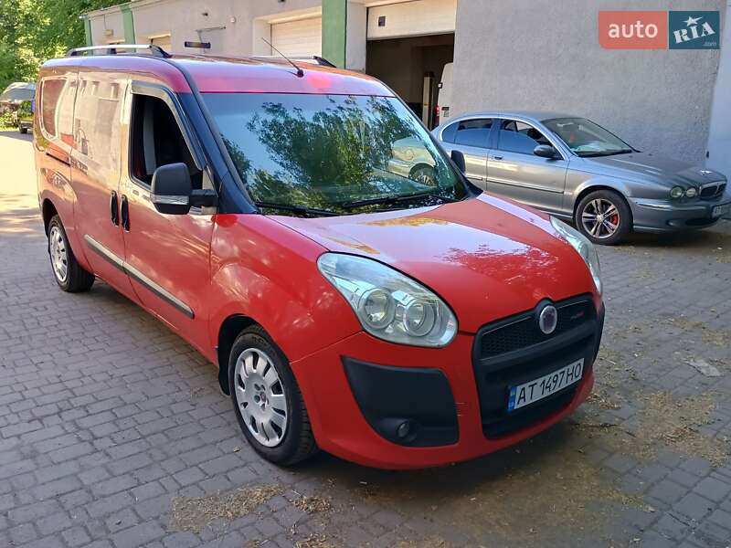 Грузовой фургон Fiat Doblo 2011 в Ивано-Франковске