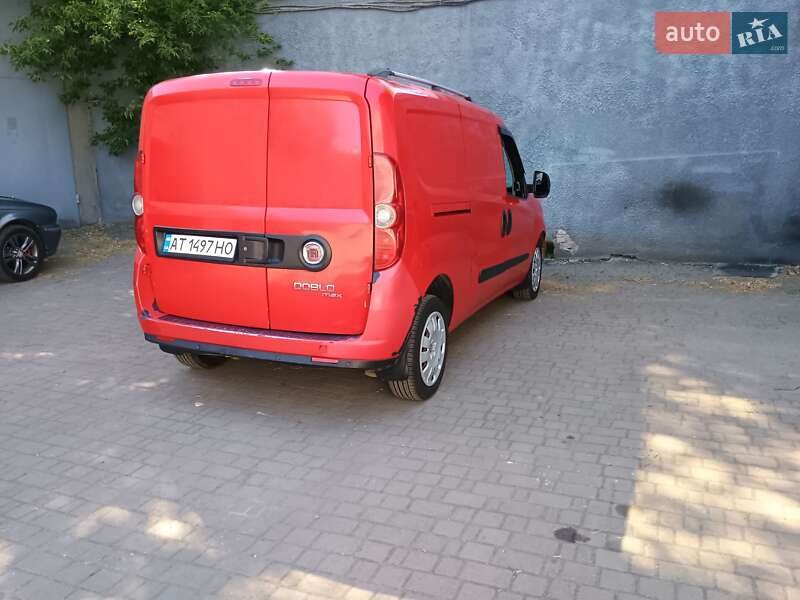 Грузовой фургон Fiat Doblo 2011 в Ивано-Франковске
