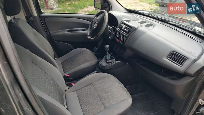 Грузовой фургон Fiat Doblo 2013 в Дрогобыче