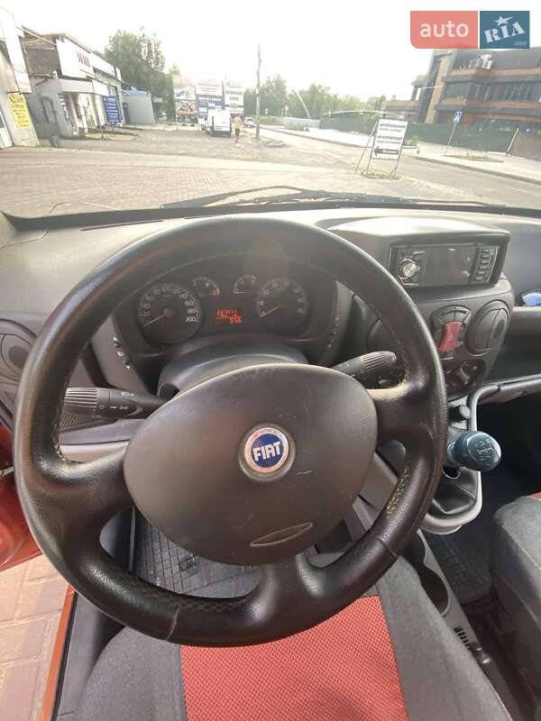 Минивэн Fiat Doblo 2006 в Виннице
