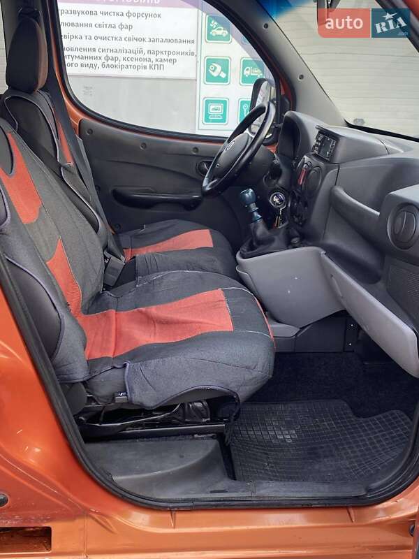 Минивэн Fiat Doblo 2006 в Виннице