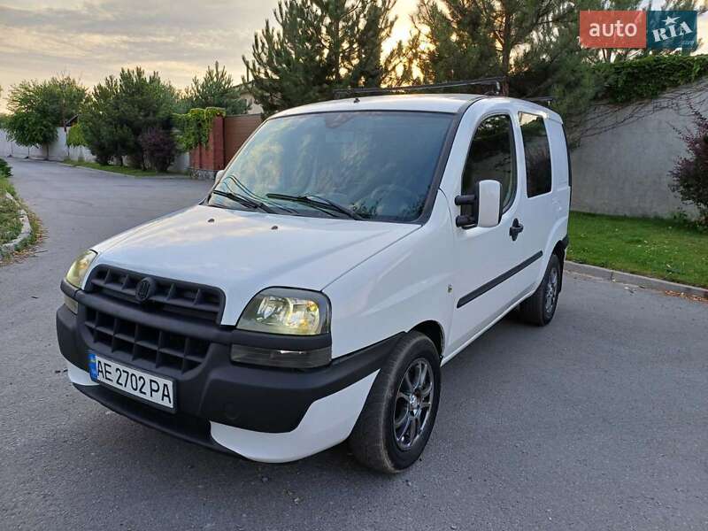 Мінівен Fiat Doblo 2005 в Дніпрі