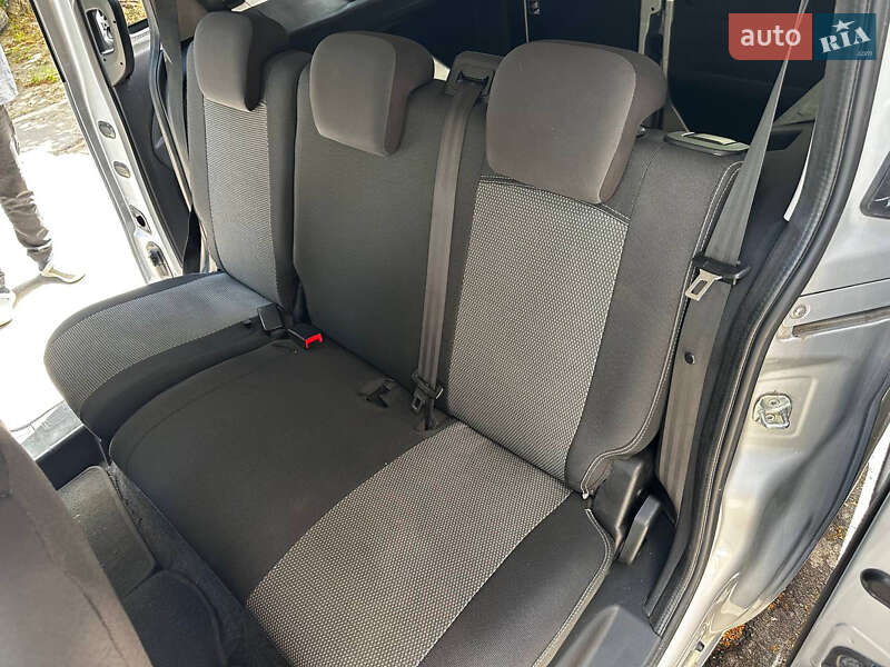 Мінівен Fiat Doblo 2012 в Рівному