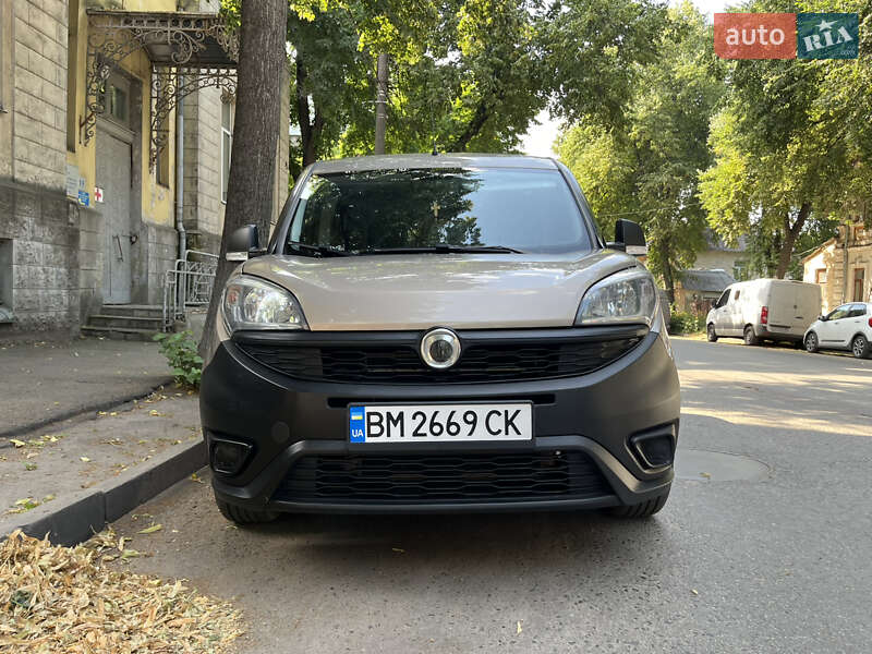 Минивэн Fiat Doblo 2017 в Сумах
