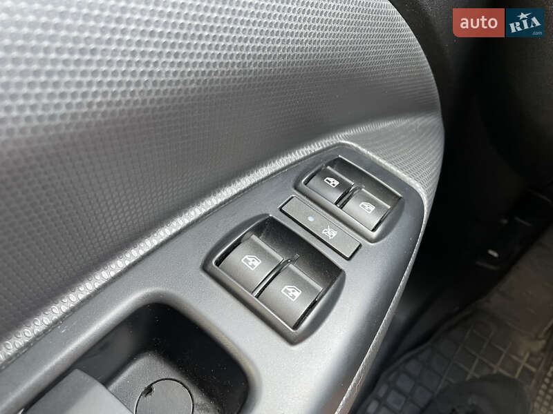 Минивэн Fiat Doblo 2012 в Киеве