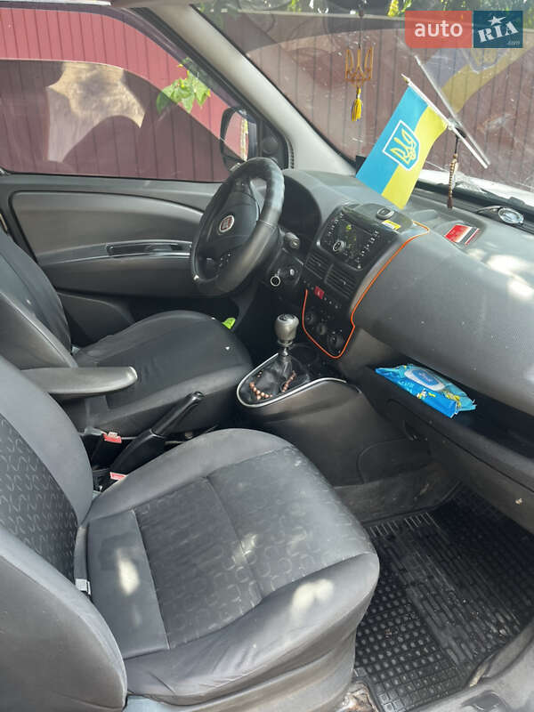 Универсал Fiat Doblo 2010 в Маньковке