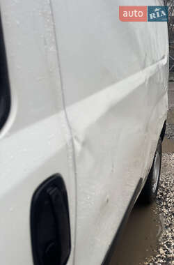 Грузовой фургон Fiat Doblo 2011 в 
