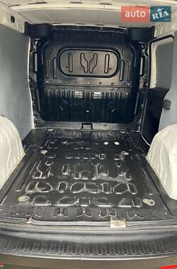 Грузовой фургон Fiat Doblo 2010 в 