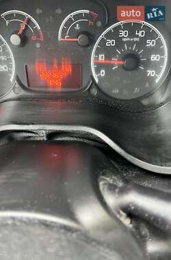 Грузовой фургон Fiat Doblo 2010 в 