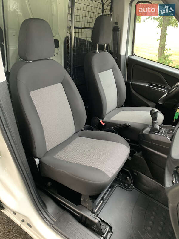 Грузовой фургон Fiat Doblo 2020 в Киеве