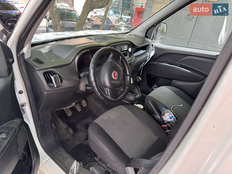 Вантажний фургон Fiat Doblo 2016 в Києві