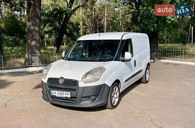 Вантажний фургон Fiat Doblo 2012 в Києві