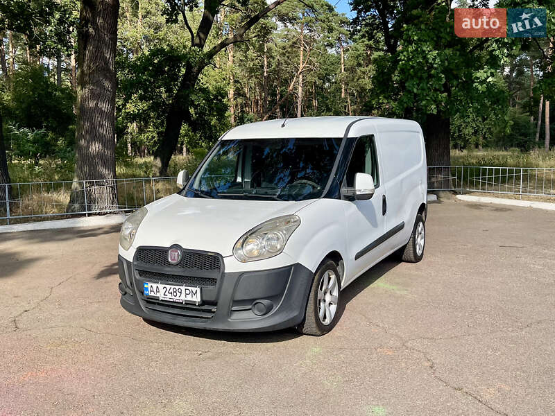 Fiat Doblo 2012