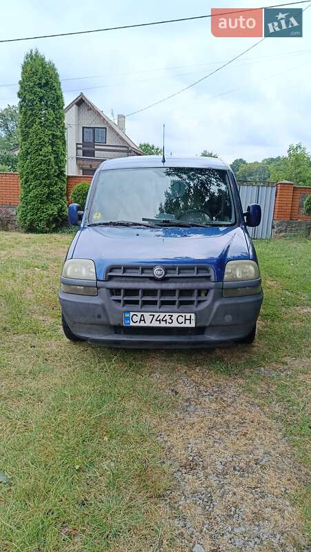 Минивэн Fiat Doblo 2004 в 
